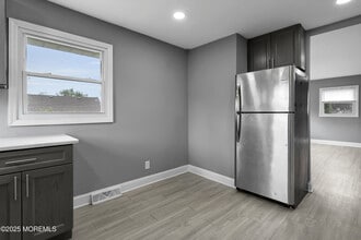 203 Orchard St in Keyport, NJ - Building Photo - Building Photo