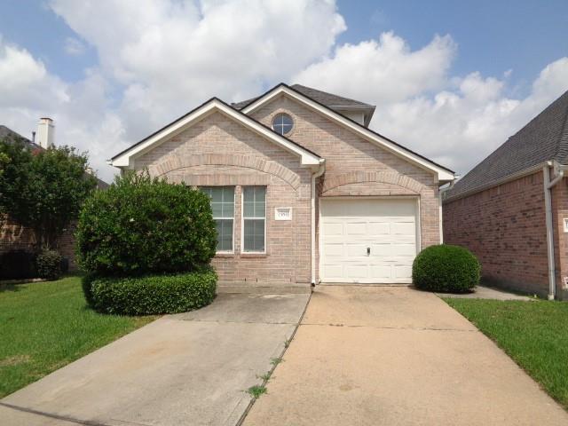 property at 15811 Pleasant Green Cir