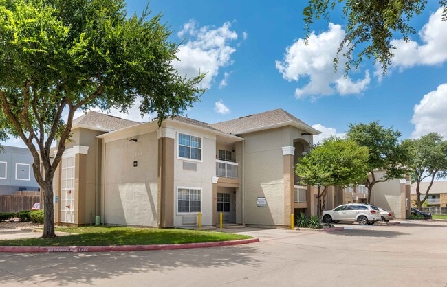 Furnished Studio-Arlington