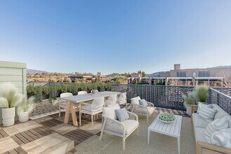 Agora at South Main in Walnut Creek, CA - Building Photo - Building Photo