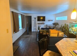 209 Richardson Dr in Lebanon, ME - Foto de edificio - Building Photo