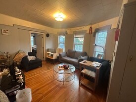 69 Conwell Ave, Unit 1 in Somerville, MA - Building Photo