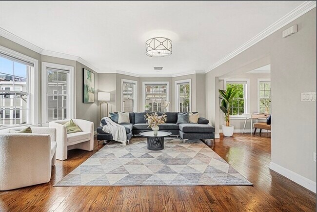 property at 476 E 3rd St