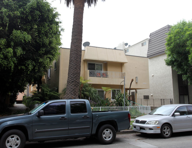 11652 Kiowa Ave in Los Angeles, CA - Building Photo - Building Photo