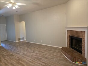 3901 Mustang Dr in Killeen, TX - Building Photo - Building Photo
