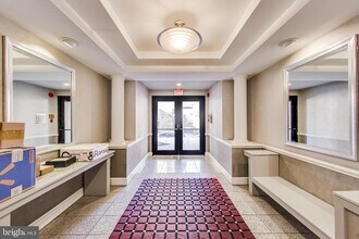 3210 Grace St NW-Unit -301 in Washington, DC - Building Photo - Building Photo