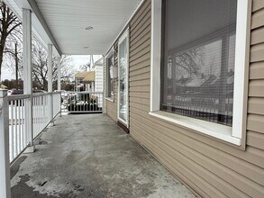 2328 Detroit Ave in Lincoln Park, MI - Building Photo - Building Photo