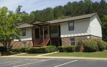 106 Meadow St in Woodstock, GA - Building Photo - Building Photo