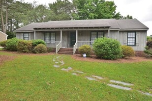 1132 Niblick Dr in Rocky Mount, NC - Building Photo