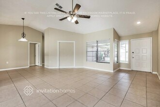 1726 Lk Crst Ave in Brandon, FL - Foto de edificio - Building Photo