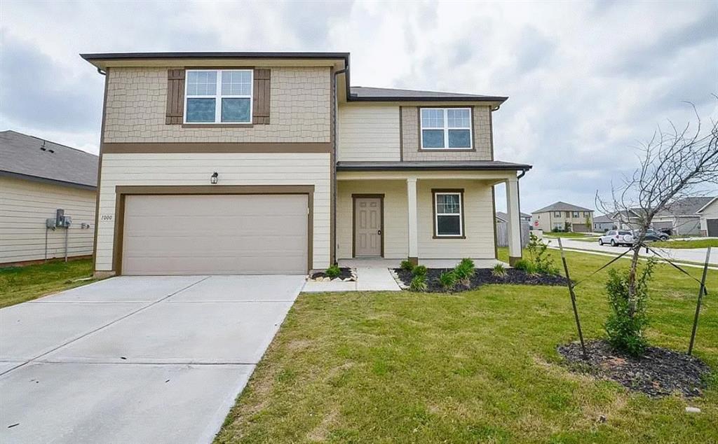 1000 Lacebark Ln in Brookshire, TX - Building Photo