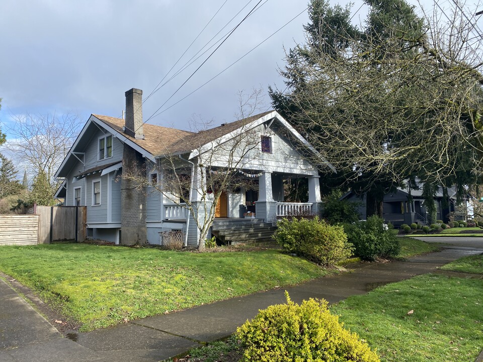 3924 se 9th ave in Portland, OR - Building Photo
