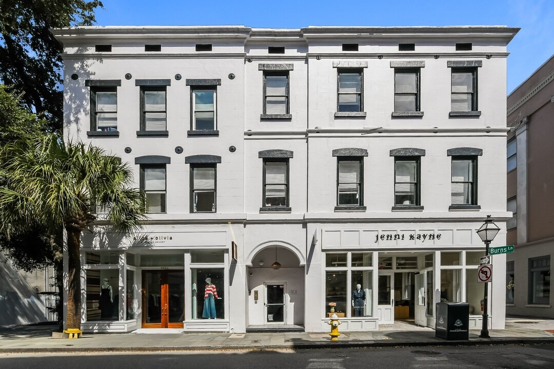364 King St in Charleston, SC - Building Photo