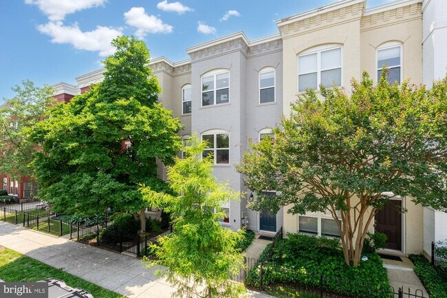 1208 W St NW in Washington, DC - Building Photo - Building Photo
