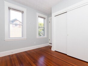 65 Waldeck Rd in Milton, MA - Building Photo - Building Photo