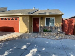 1119 Parkview Ln in Paso Robles, CA - Building Photo - Building Photo