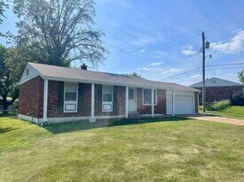 5307 Crestside Ln in St. Louis, MO - Building Photo