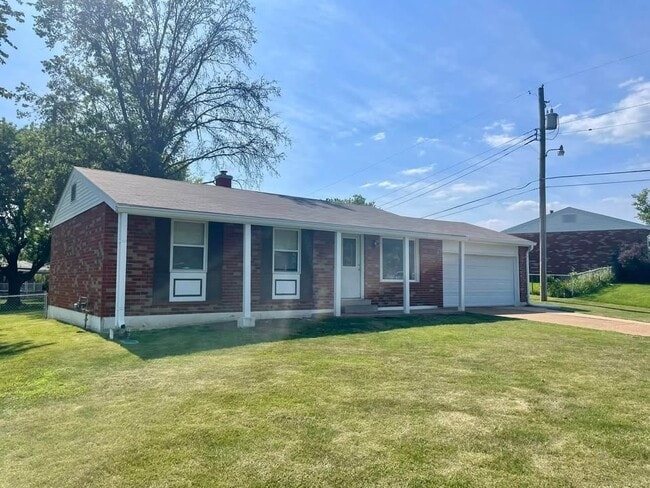 property at 5307 Crestside Ln