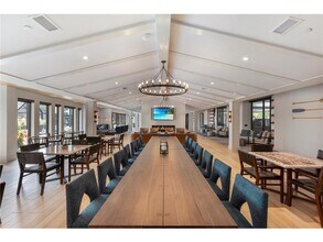 12610 Ridgedale Dr in Minnetonka, MN - Building Photo - Building Photo