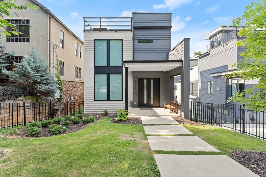 556 Rankin St NE in Atlanta, GA - Building Photo