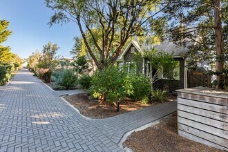 38 Homesite Ave in Ocean Beach, NY - Building Photo - Building Photo