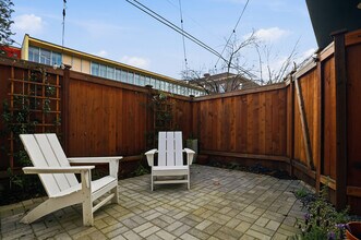 619 Federal Ave E in Seattle, WA - Building Photo - Building Photo