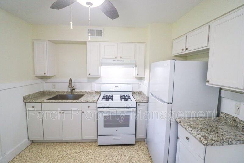 161 E Strong St in Pensacola, FL - Building Photo