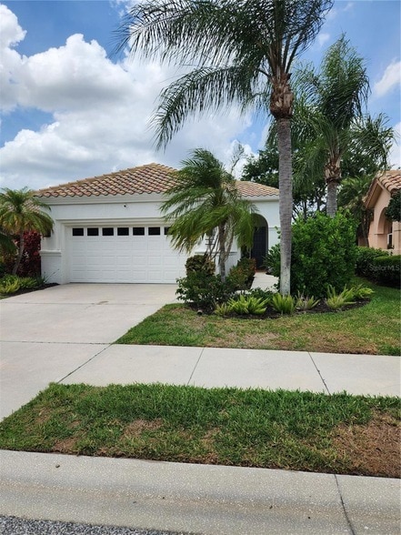 3761 Amapola Ln in Sarasota, FL - Foto de edificio - Building Photo