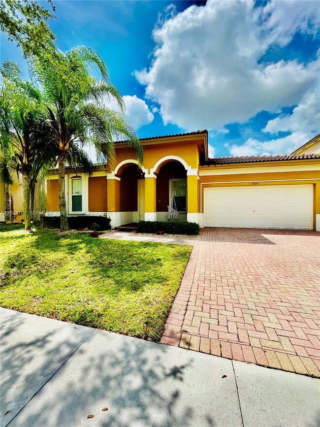 4006 NE 20th St in Homestead, FL - Building Photo - Building Photo