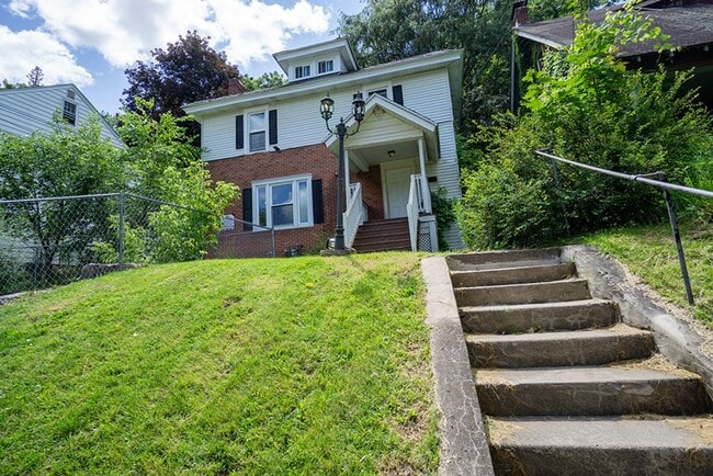 property at 250 Greenwood Pl