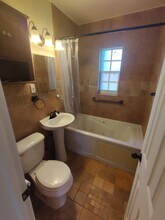 2955 SW 38th Ave in Coral Gables, FL - Building Photo - Building Photo