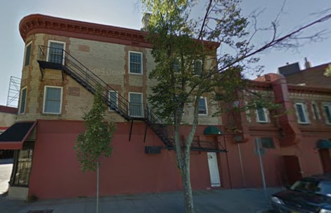 4 Bishop Allen Dr, Unit 2 in Cambridge, MA - Building Photo - Building Photo