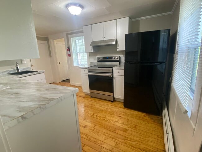 82 Riverside St, Unit 1