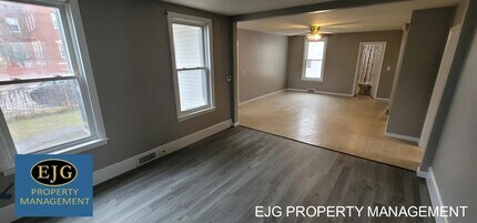 454 Dubuque St, Unit 1 in Manchester, NH - Foto de edificio - Building Photo