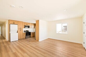 340 S Ave 56 in Los Angeles, CA - Building Photo - Building Photo