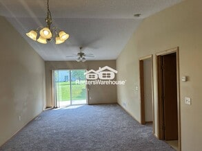 2163 Cleveland Way S in Cambridge, MN - Building Photo - Building Photo