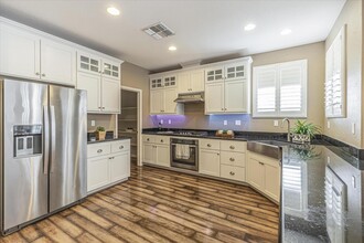 78 Caspian Way in Gilroy, CA - Building Photo - Building Photo