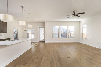 2401 McBee St in Austin, TX - Building Photo - Building Photo