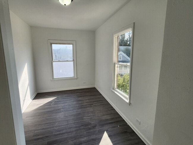 1664 N Wisconsin St in Racine, WI - Building Photo - Building Photo