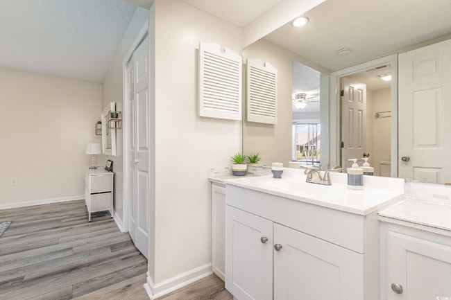 property at 4242 Pinehurst Cir