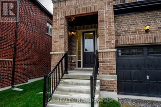 816 Griffin Trl in Peterborough, ON - Building Photo - Building Photo