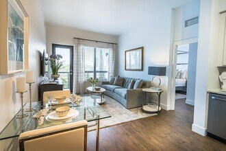 312 23rd St-Unit -203 in West Palm Beach, FL - Foto de edificio - Building Photo