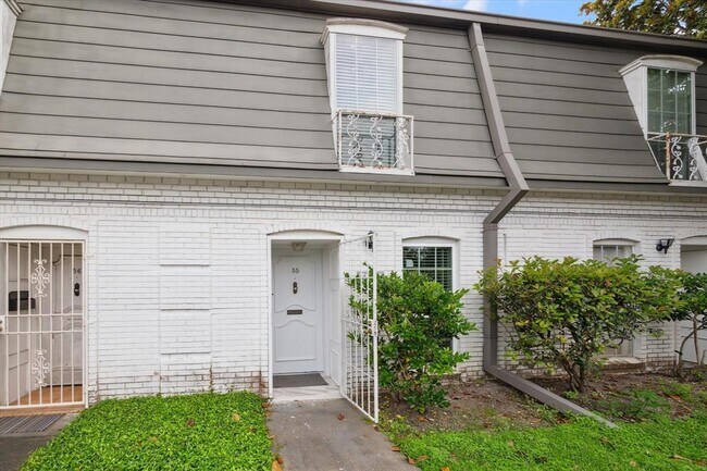 7821 Rue St Cyr St in Houston, TX - Building Photo - Building Photo