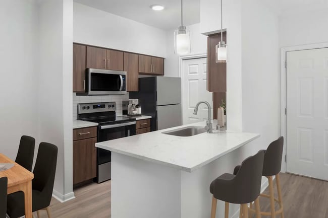 7371 Stella Link Rd in Houston, TX - Building Photo - Building Photo