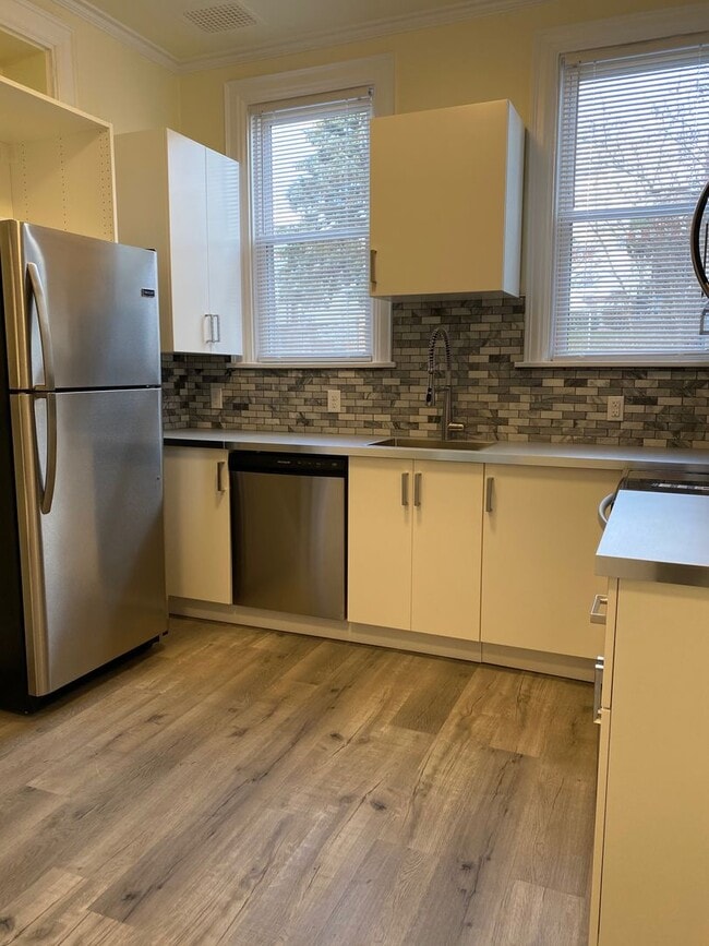 property at 118 Margaret St