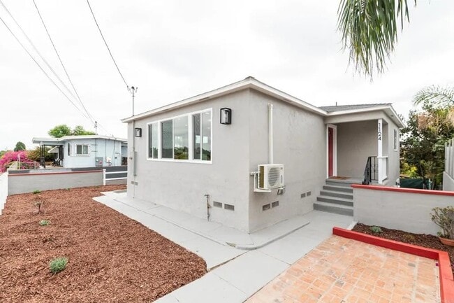 1124 S 39th St in San Diego, CA - Building Photo - Building Photo
