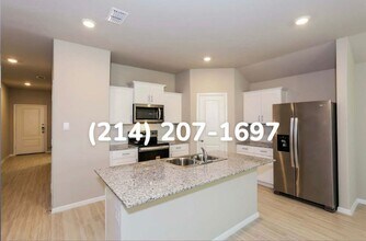 417 Kaufman Dr in Azle, TX - Building Photo - Building Photo