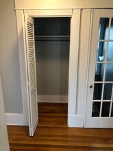 10 State St, Unit 2 in Westfield, MA - Foto de edificio - Building Photo