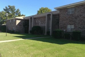 Villa Chateau Apartments in Shawnee, OK - Foto de edificio - Building Photo