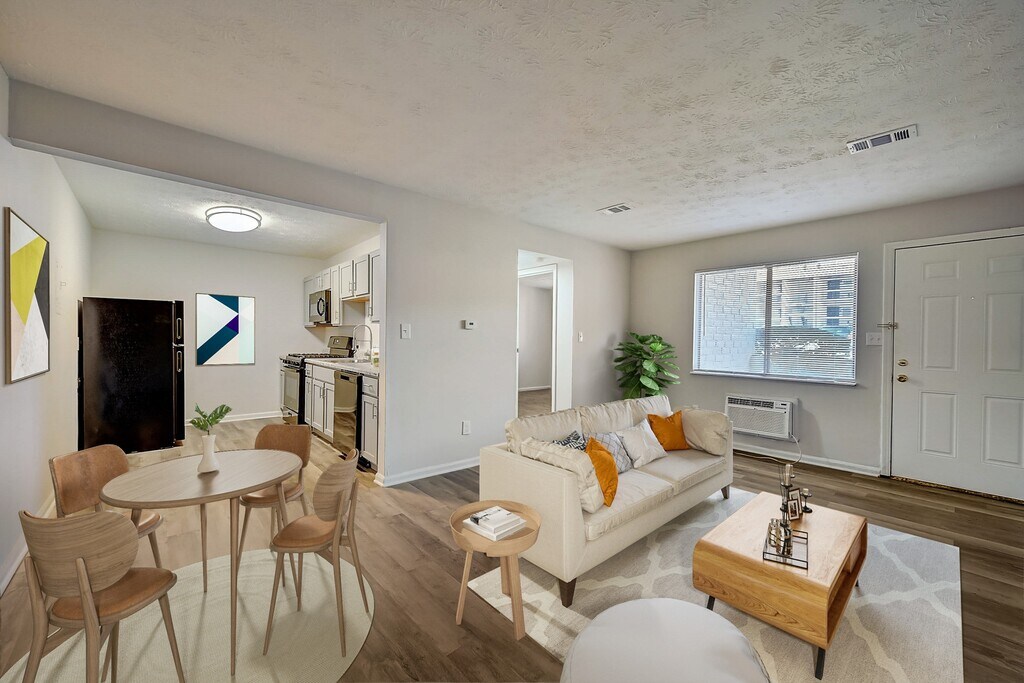 Clear Point Gardens Apartments in Columbus, OH